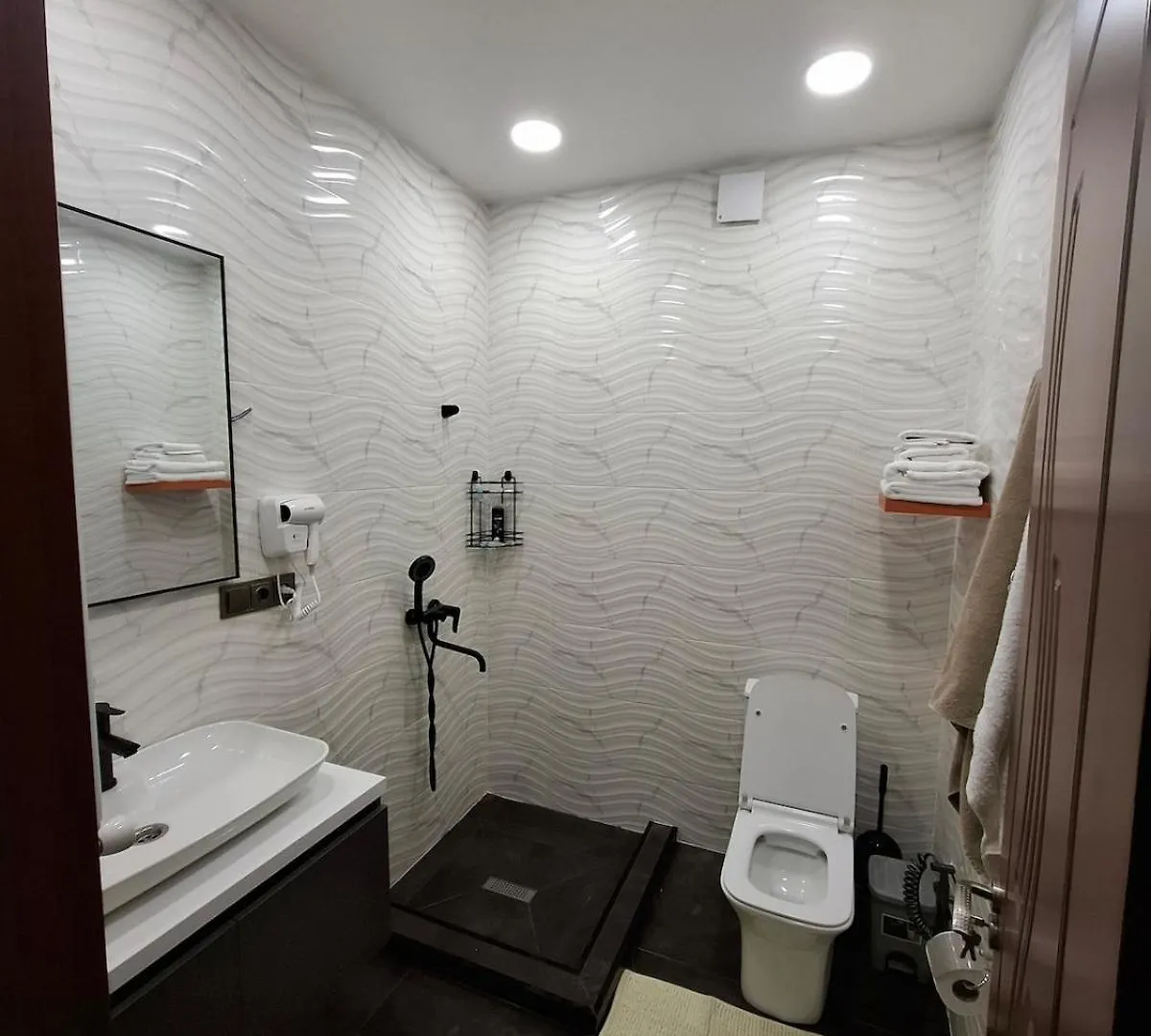 Nbg Beach Panorama Apartment Batumi